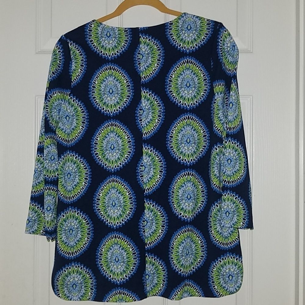 Crown & Ivy long sleeve blue green top Sz M NWOT - Picture 5 of 5